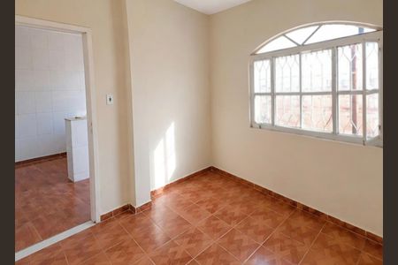 Sala/cozinha de casa para alugar com 1 quarto, 50m² em Irajá, Rio de Janeiro