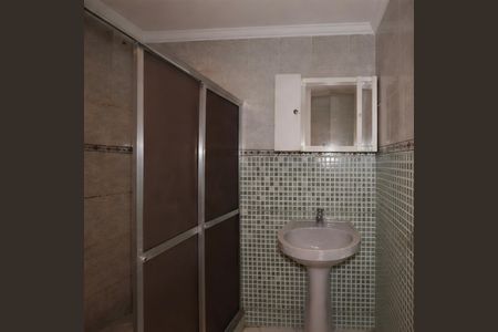 Banheiro social de casa para alugar com 1 quarto, 50m² em Irajá, Rio de Janeiro
