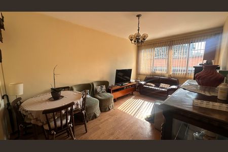Apartamento à venda com 78m², 2 quartos e 1 vaga