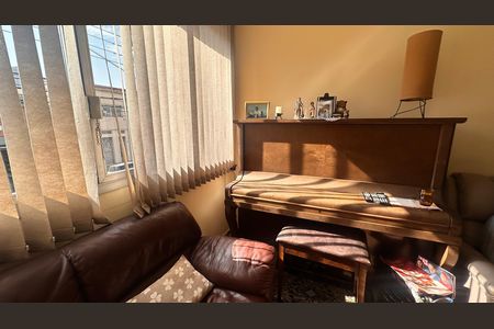 Apartamento à venda com 78m², 2 quartos e 1 vaga