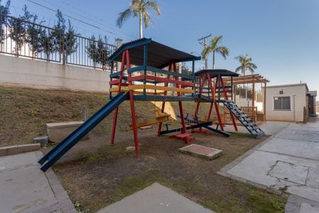Área comum - Playground de apartamento para alugar com 2 quartos, 44m² em Jardim Dona Leopoldina, Porto Alegre