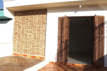 Casa à venda com 300m², 3 quartos e 4 vagas