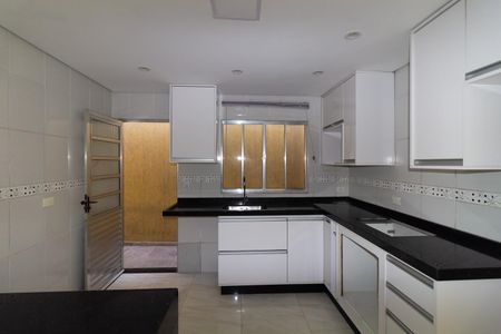 Casa para alugar com 190m², 3 quartos e 2 vagas Casa para alugar com 190m², 3 quartos e 2 vagasCozinha