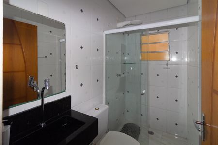 Casa para alugar com 190m², 3 quartos e 2 vagas Casa para alugar com 190m², 3 quartos e 2 vagasBanheiro da Suíte