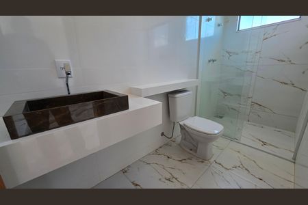 Casa à venda com 277m², 4 quartos e 4 vagasBanheiro - Suíte 2