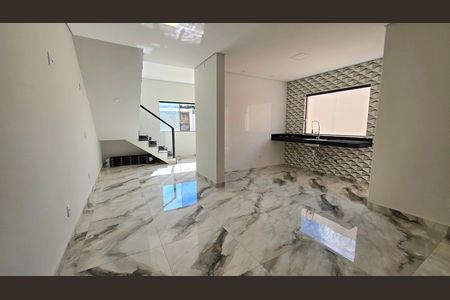 Casa à venda com 277m², 4 quartos e 4 vagasSala