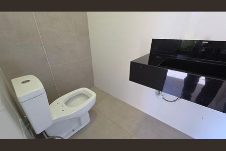 Casa à venda com 277m², 4 quartos e 4 vagasLavabo