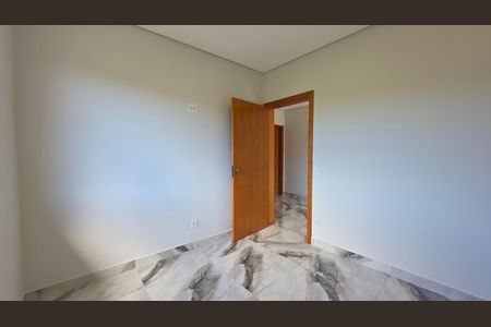 Casa à venda com 277m², 4 quartos e 4 vagasQuarto 2