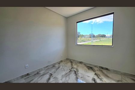 Casa à venda com 277m², 4 quartos e 4 vagasQuarto 2