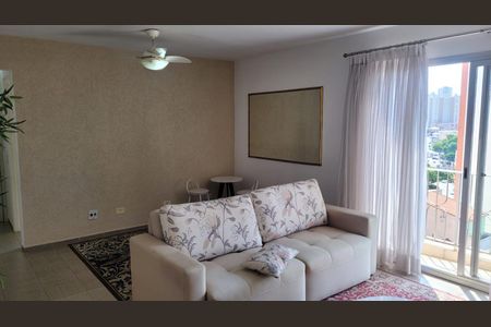 Apartamento à venda com 2 quartos, 63m² em Vila Gumercindo, São Paulo