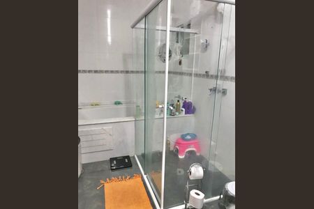 Casa à venda com 4 quartos, 200m² em Jardim da Gloria, São Paulo
