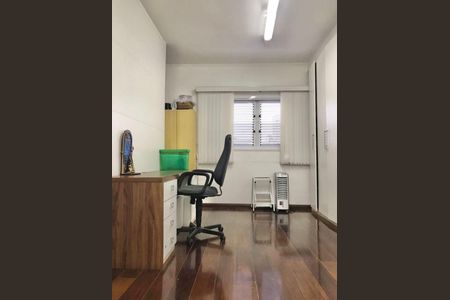 Casa à venda com 4 quartos, 200m² em Jardim da Gloria, São Paulo