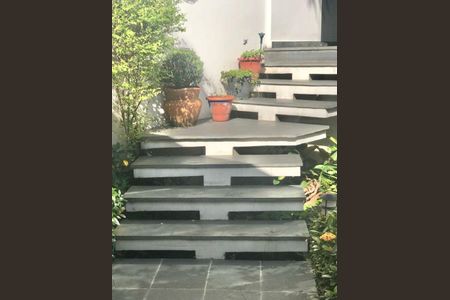 Casa à venda com 4 quartos, 200m² em Jardim da Gloria, São Paulo