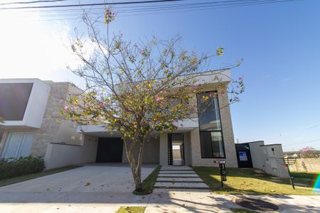 Casa de condomínio à venda com 285m², 4 quartos e 3 vagas