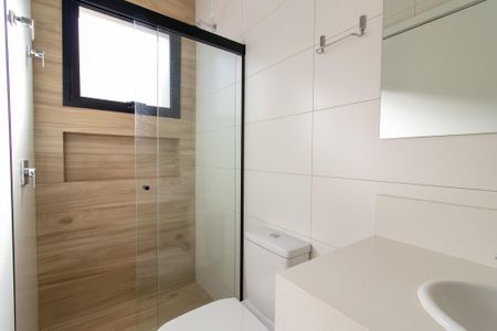 Casa de condomínio à venda com 285m², 4 quartos e 3 vagas