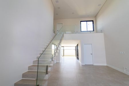 Casa de condomínio à venda com 285m², 4 quartos e 3 vagas