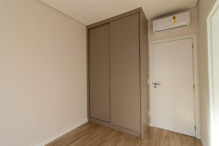 Casa de condomínio à venda com 285m², 4 quartos e 3 vagas