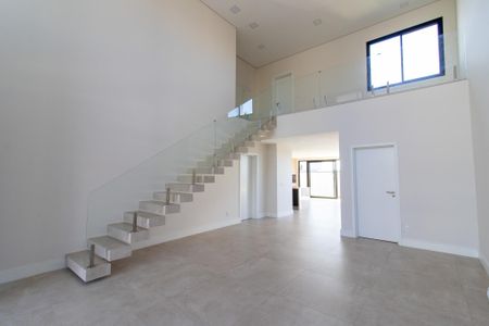 Casa de condomínio à venda com 285m², 4 quartos e 3 vagas