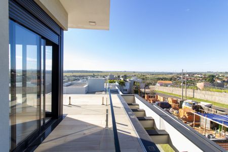 Casa de condomínio à venda com 285m², 4 quartos e 3 vagas