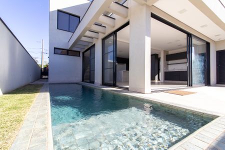 Casa de condomínio à venda com 285m², 4 quartos e 3 vagas