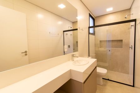 Casa de condomínio à venda com 285m², 4 quartos e 3 vagas