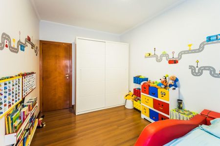 Casa à venda com 218m², 4 quartos e 2 vagas