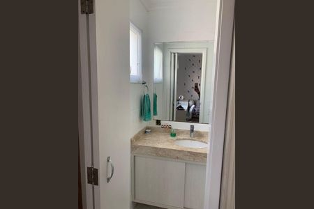Casa à venda com 156m², 3 quartos e 2 vagas