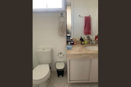 Casa à venda com 156m², 3 quartos e 2 vagas