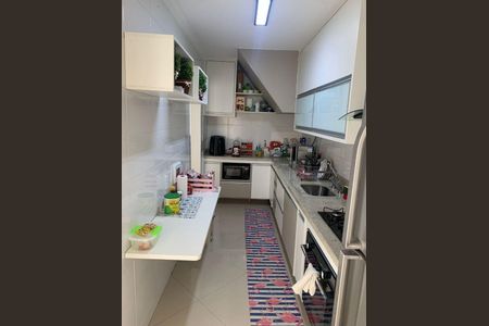 Casa à venda com 3 quartos, 156m² em Vila do Bosque, São Paulo