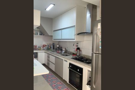 Casa à venda com 156m², 3 quartos e 2 vagas