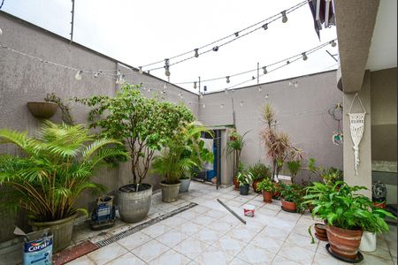 Casa à venda com 3 quartos, 215m² em Vila Mariana, São Paulo