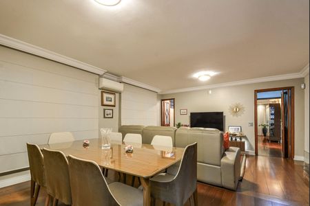 Casa à venda com 3 quartos, 215m² em Vila Mariana, São Paulo