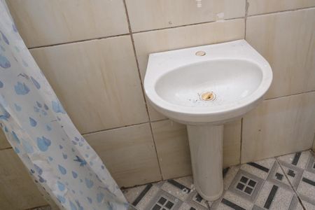 Casa para alugar com 200m², 2 quartos e sem vaga Casa para alugar com 200m², 2 quartos e sem vagaBanheiro