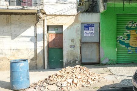 Casa para alugar com 200m², 2 quartos e sem vaga Casa para alugar com 200m², 2 quartos e sem vagaFachada