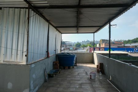 Casa para alugar com 200m², 2 quartos e sem vaga Casa para alugar com 200m², 2 quartos e sem vagaTerraço