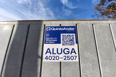 Casa para alugar com 240m², 2 quartos e 12 vagas Casa para alugar com 240m², 2 quartos e 12 vagasPLACA INSTALADA NA FACHADA