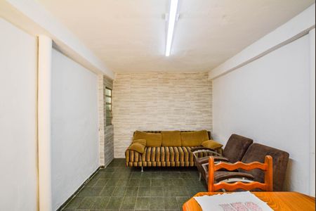 Casa para alugar com 65m², 1 quarto e sem vaga Casa para alugar com 65m², 1 quarto e sem vagaSala