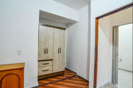 Casa para alugar com 65m², 1 quarto e sem vaga Casa para alugar com 65m², 1 quarto e sem vagaQuarto