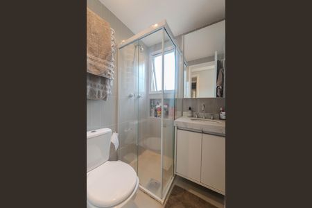 Apartamento à venda com 67m², 2 quartos e 2 vagas Apartamento à venda com 67m², 2 quartos e 2 vagasBanheiro da Suíte 1