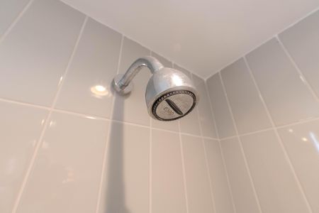 Apartamento à venda com 67m², 2 quartos e 2 vagas Apartamento à venda com 67m², 2 quartos e 2 vagasBanheiro social