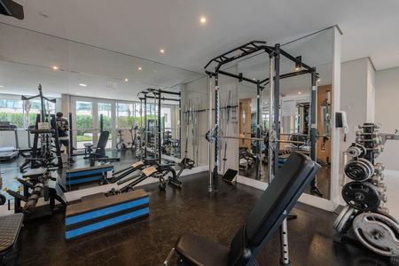 Apartamento à venda com 67m², 2 quartos e 2 vagas Apartamento à venda com 67m², 2 quartos e 2 vagasÁrea comum - Academia