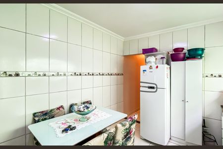 Casa para alugar com 150m², 3 quartos e 2 vagas Casa para alugar com 150m², 3 quartos e 2 vagasCozinha
