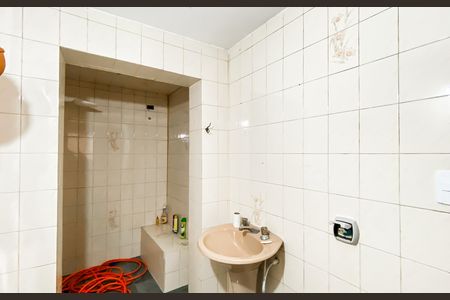 Casa para alugar com 150m², 3 quartos e 2 vagas Casa para alugar com 150m², 3 quartos e 2 vagasBanheiro de serviço