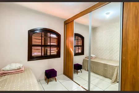 Casa para alugar com 150m², 3 quartos e 2 vagas Casa para alugar com 150m², 3 quartos e 2 vagasQuarto 2