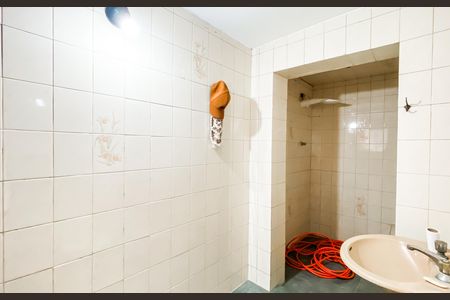 Casa para alugar com 150m², 3 quartos e 2 vagas Casa para alugar com 150m², 3 quartos e 2 vagasBanheiro de serviço