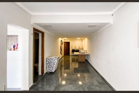 Casa para alugar com 150m², 3 quartos e 2 vagas Casa para alugar com 150m², 3 quartos e 2 vagasSalão