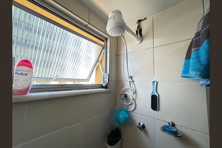 Banheiro de apartamento à venda com 2 quartos, 48m² em Cachambi, Rio de Janeiro