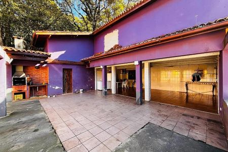 Área Externa de casa para alugar com 5 quartos, 1300m² em Portal da Serra - Ingaí, Barueri