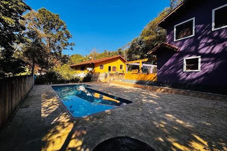 Piscina de casa para alugar com 5 quartos, 1300m² em Portal da Serra - Ingaí, Barueri