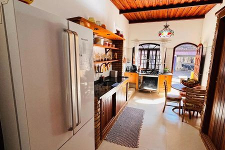 Cozinha de casa para alugar com 5 quartos, 1300m² em Portal da Serra - Ingaí, Barueri